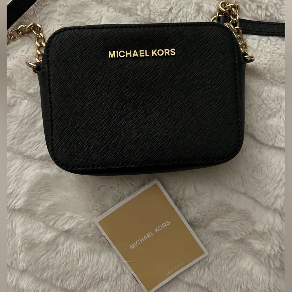 Michael Kors crossbody purse